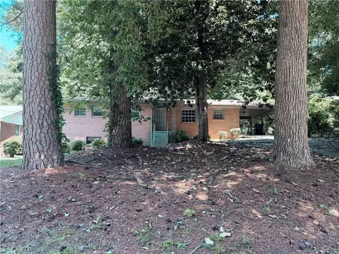 683 Skipper Dr NW, Atlanta, GA 30318
