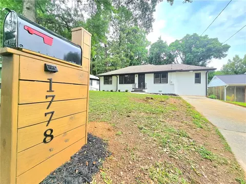 1778 Buckeye St, Atlanta, GA 30310