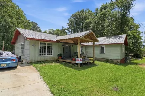 1079 Burwell Mount Zion Rd, Carrollton, GA 30117