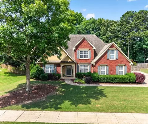 3690 Blackgold Dr, Buford, GA 30519