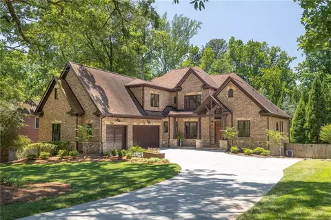 1380 Oak Grove Dr, Decatur, GA 30033
