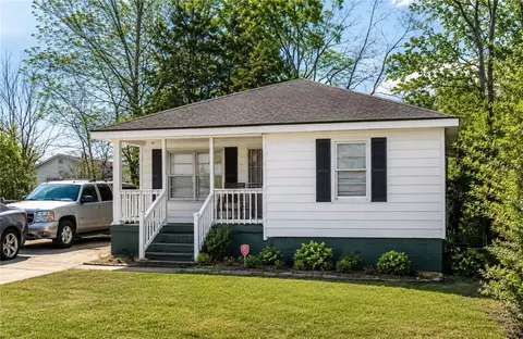 1410 June St, Griffin, GA 30223