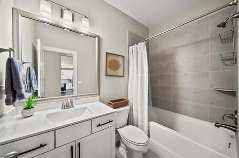 Bath - 626 Shadow Moss Ave, Canton, GA 30115 photo 1 of 2