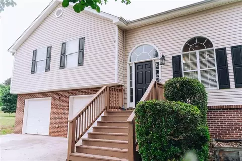 540 Mackinaw Dr, Bethlehem, GA 30620