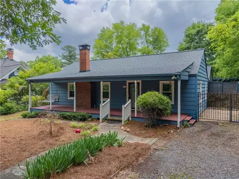 4490 Dallas St, Acworth, GA 30101