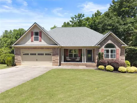 6049 Green Tree Ln, Gainesville, GA 30506