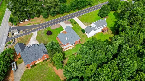 View/Area - 3604 Maple Forge Ln, Gainesville, GA 30504 photo 6 of 9