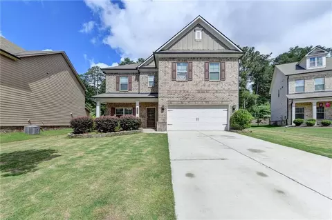 1986 Holman Forest Dr, Hoschton, GA 30548