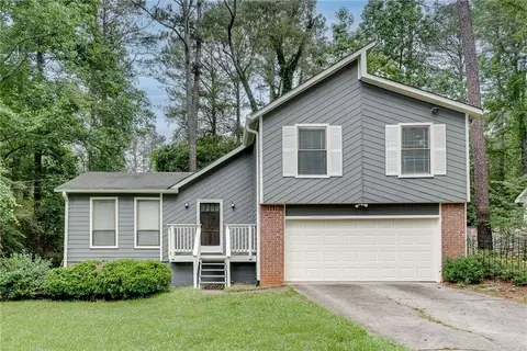 5611 Whittondale Rd, Lithonia, GA 30058