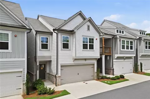 354 Hayden Cir, Woodstock, GA 30189