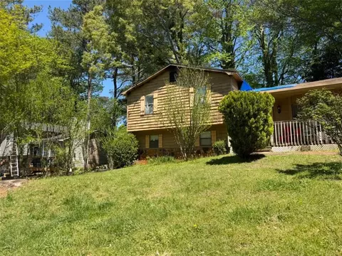 773 Sheppard Cv, Stone Mountain, GA 30083