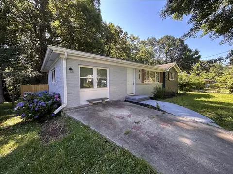 2043 Claude St NW, Atlanta, GA 30318