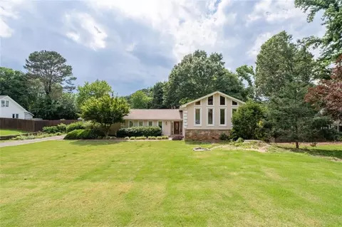 953 Hidden Hollow Dr, Marietta, GA 30068