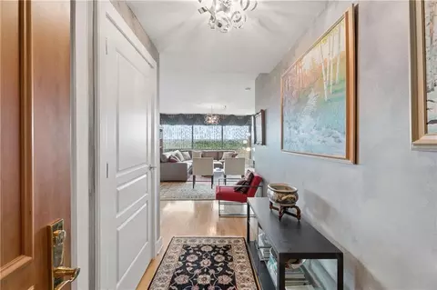 700 Park Regency Pl NE #1501, Atlanta, GA 30326