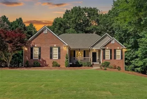 151 Preserve Pkwy, Ball Ground, GA 30107