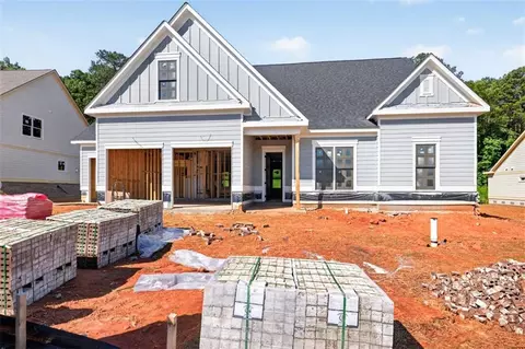 357 Lake Vista Dr, Statham, GA 30666