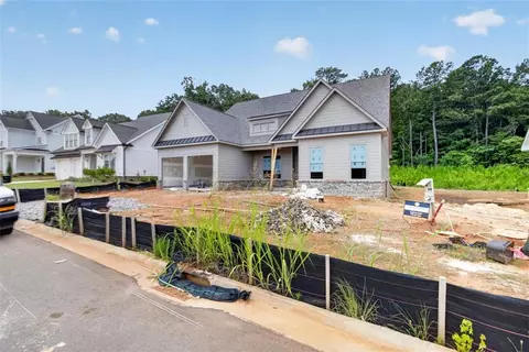 371 Lake Vista Dr, Statham, GA 30666
