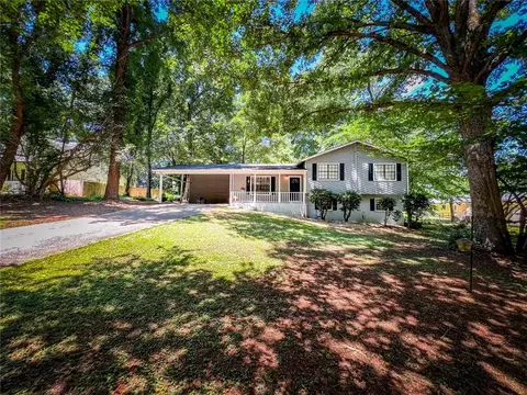 9055 Kelly Ct, Jonesboro, GA 30236