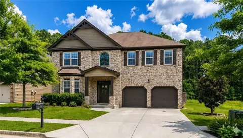 49 Bay Crest Ct, Loganville, GA 30052