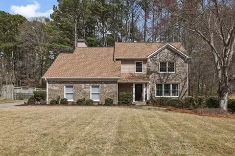 2388 Radbury Ln, Snellville, GA 30078