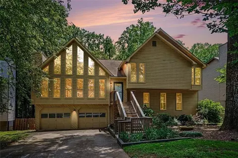 2531 Deer Isle Cv, Lawrenceville, GA 30044
