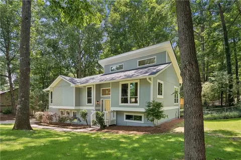 3725 Stone Creek Cir, Cumming, GA 30041