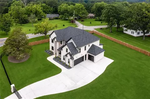 2210 Ridgedale Dr, Grayson, GA 30017