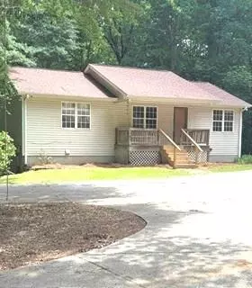 943 Boss Hardy Rd, Winder, GA 30680