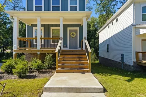 1670 Eagle Dr, Woodstock, GA 30189