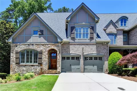 240 Wisteria Cir, Roswell, GA 30076