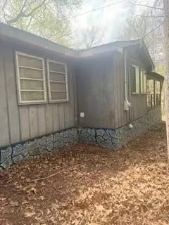 670 Ruby Lake Dr, Hiawassee, GA 30546