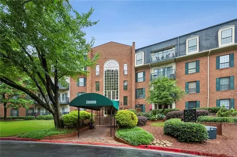 28306 Plantation Dr NE #28306, Atlanta, GA 30324