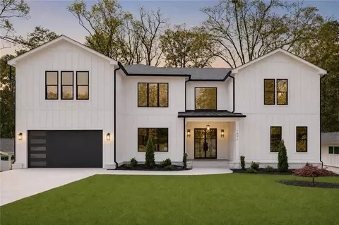 1696 Dunwoody Pl, Atlanta, GA 30324