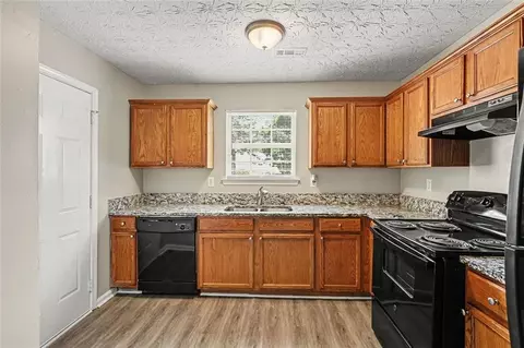 Kitchen - 35 Arnold Way, Covington, GA 30016 photo 1 of 2