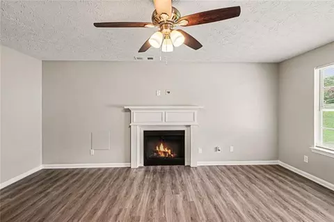 Living - 35 Arnold Way, Covington, GA 30016 photo 2 of 2