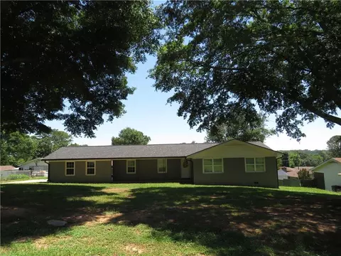 618 Hillside Dr, Cedartown, GA 30125