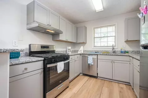 1105 Natchez Trce, Atlanta, GA 30350