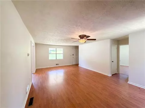 Living - 104 Belair Ln, Stockbridge, GA 30281 photo 3 of 4