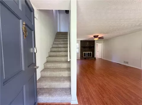 Entry Way - 104 Belair Ln, Stockbridge, GA 30281 photo 1 of 1