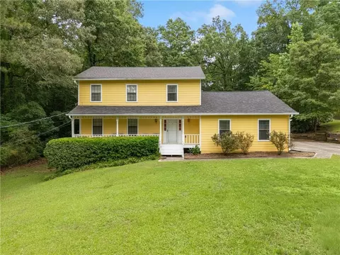 3580 Burlingham Dr, Lithonia, GA 30038