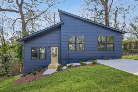 1674 Mary George Ave NW, Atlanta, GA 30318