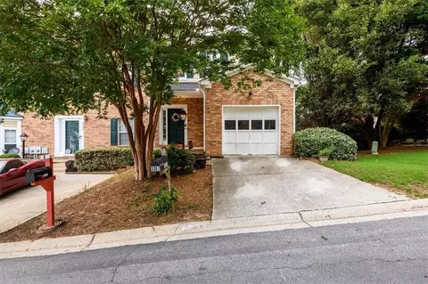 5301 Pinnacle Peak Ln, Norcross, GA 30071