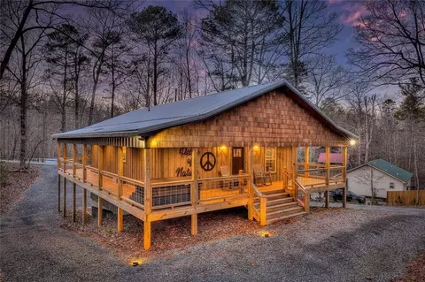 747 Matrix Ln, Ellijay, GA 30540