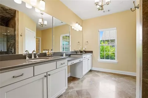 Bath - 6144 Brookhaven Cir, Duluth, GA 30097 photo 1 of 4