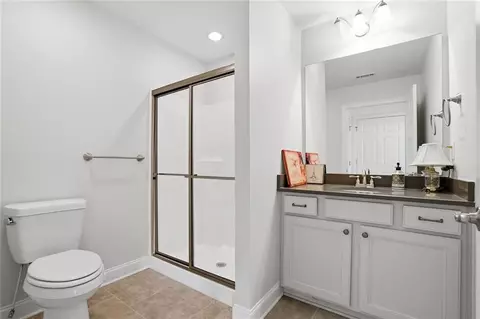 Bath - 6144 Brookhaven Cir, Duluth, GA 30097 photo 4 of 4