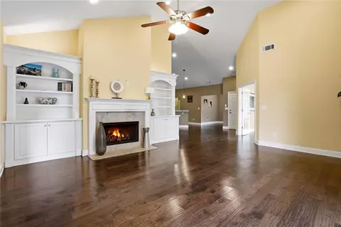 Living - 6144 Brookhaven Cir, Duluth, GA 30097 photo 3 of 6