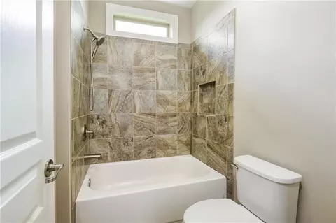 Bath - 692 Faraday Cir, Suwanee, GA 30024 photo 3 of 3