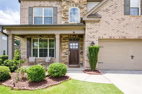 Exterior - 692 Faraday Cir, Suwanee, GA 30024 photo 4 of 8