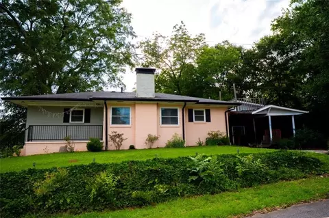 202 S Sage St S, Toccoa, GA 30577