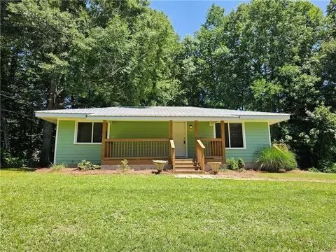 505 Beaver Pond Rd, Carrollton, GA 30117